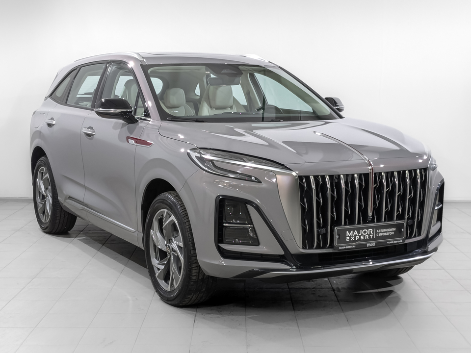 Фото Hongqi HS3 с пробегом 1700 км