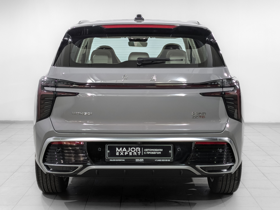 Фото Hongqi HS3 с пробегом 1700 км