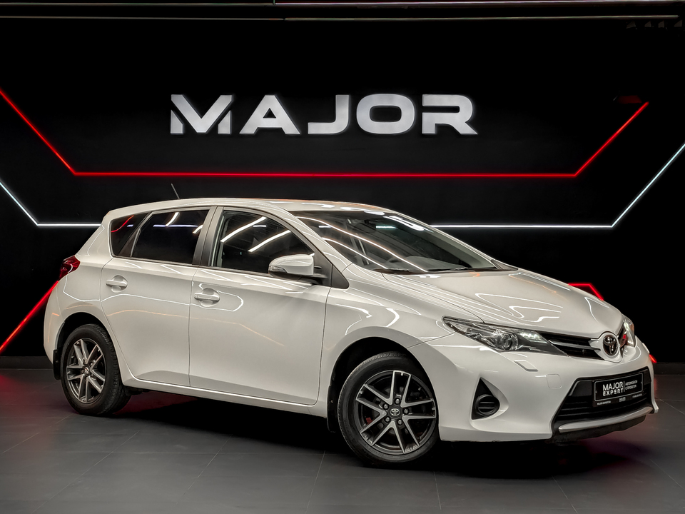 Toyota Auris II