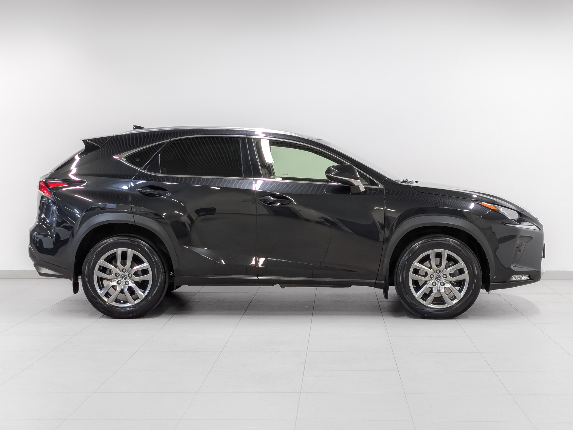LEXUS NX 2.00 (238 л.с), автомат, 2021, пробег 69 048 км