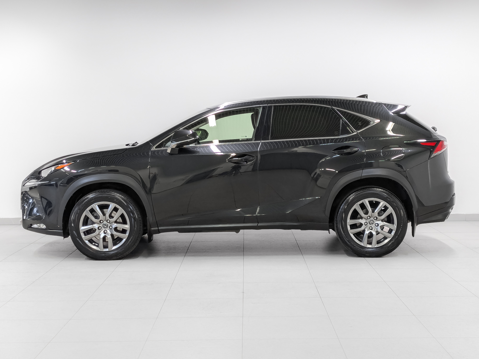 LEXUS NX 2.00 (238 л.с), автомат, 2021, пробег 69 048 км
