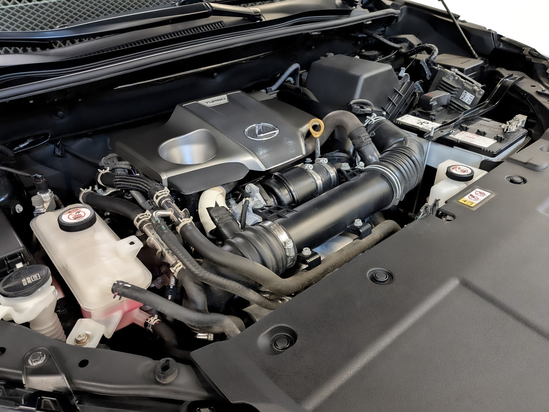 LEXUS NX 2.00 (238 л.с), автомат, 2021, пробег 69 048 км