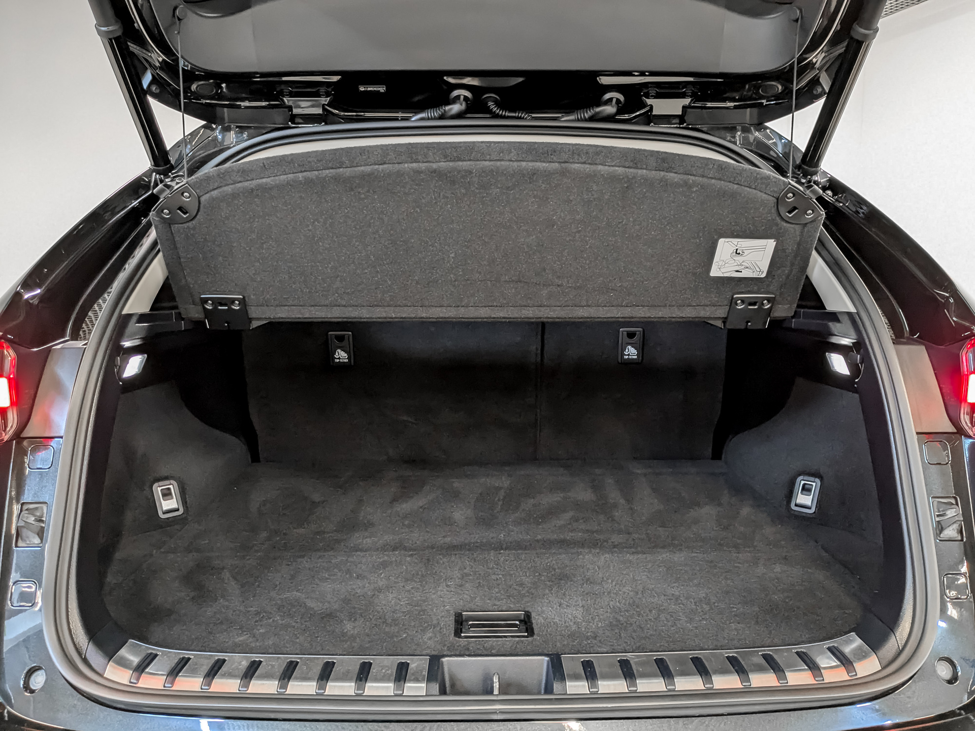 LEXUS NX 2.00 (238 л.с), автомат, 2021, пробег 69 048 км
