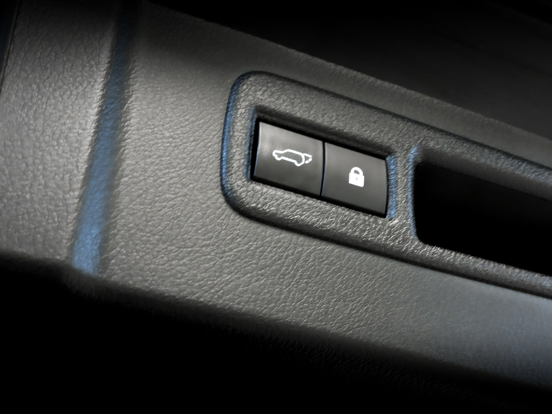 LEXUS NX 2.00 (238 л.с), автомат, 2021, пробег 69 048 км