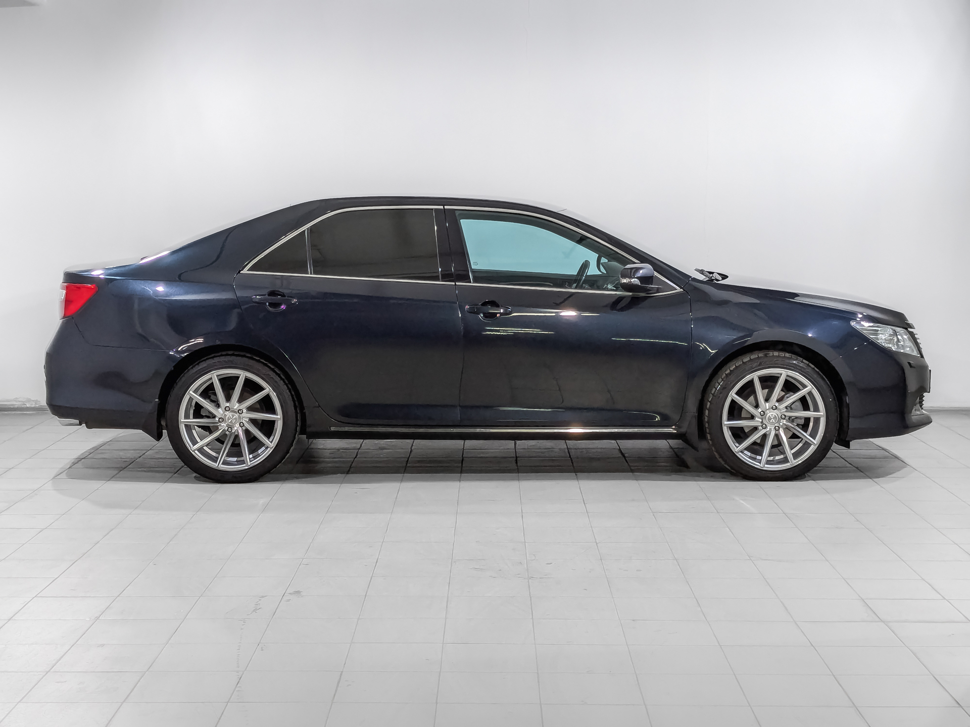 TOYOTA Camry 2.50 (181 л.с), автомат, 2013, пробег 129 591 км