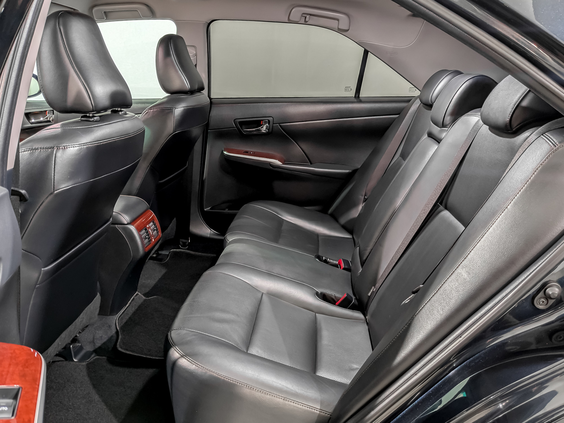 TOYOTA Camry 2.50 (181 л.с), автомат, 2013, пробег 129 591 км