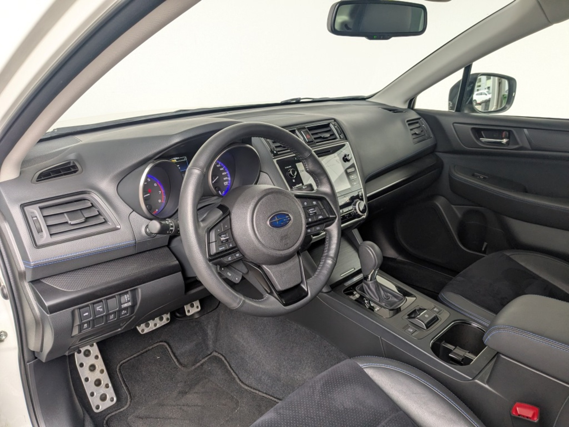 SUBARU Legacy 2.50 (175 л.с), автомат, 2020, пробег 55 971 км
