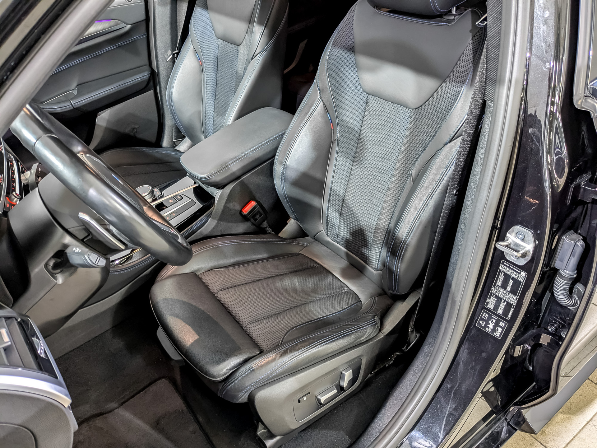BMW X4 2.00 (249 л.с), автомат, 2021, пробег 85 357 км