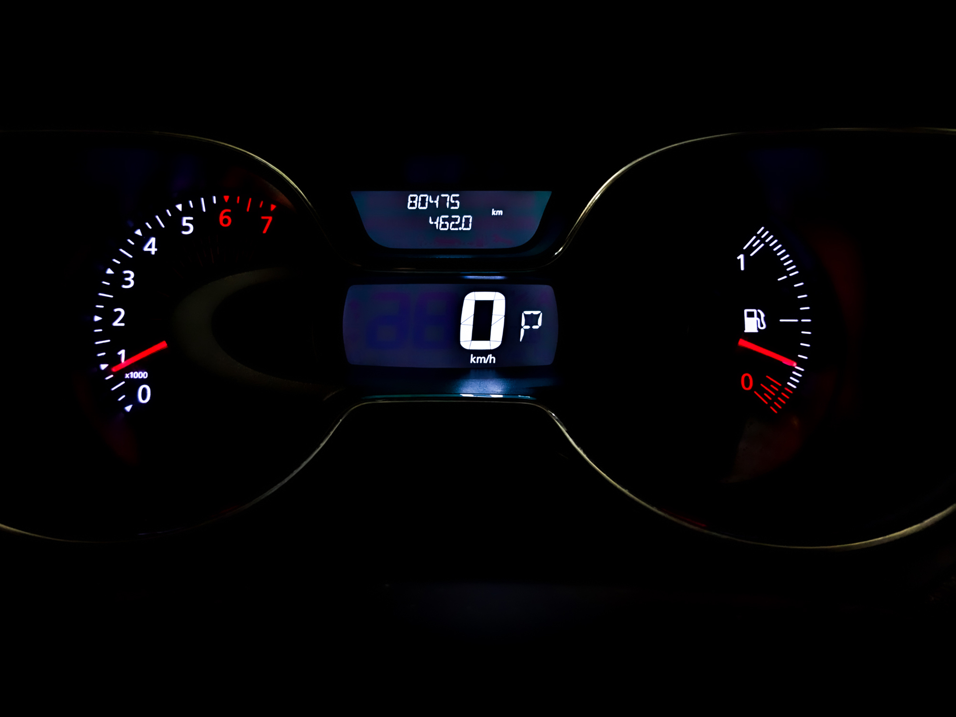 RENAULT Kaptur 1.60 (114 л.с), автомат, 2018, пробег 80 475 км