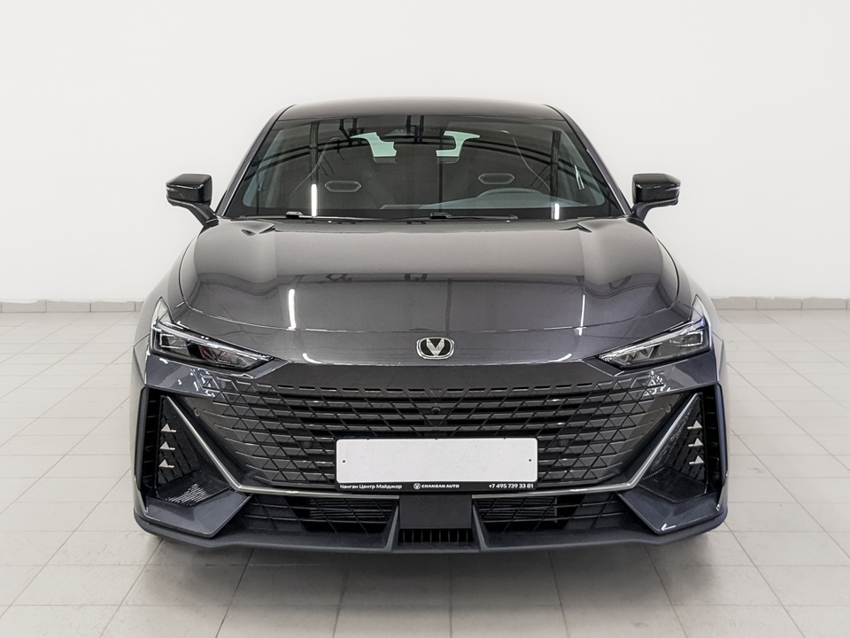 Changan UNI-V Техно 1.5T/181 7RT 5L