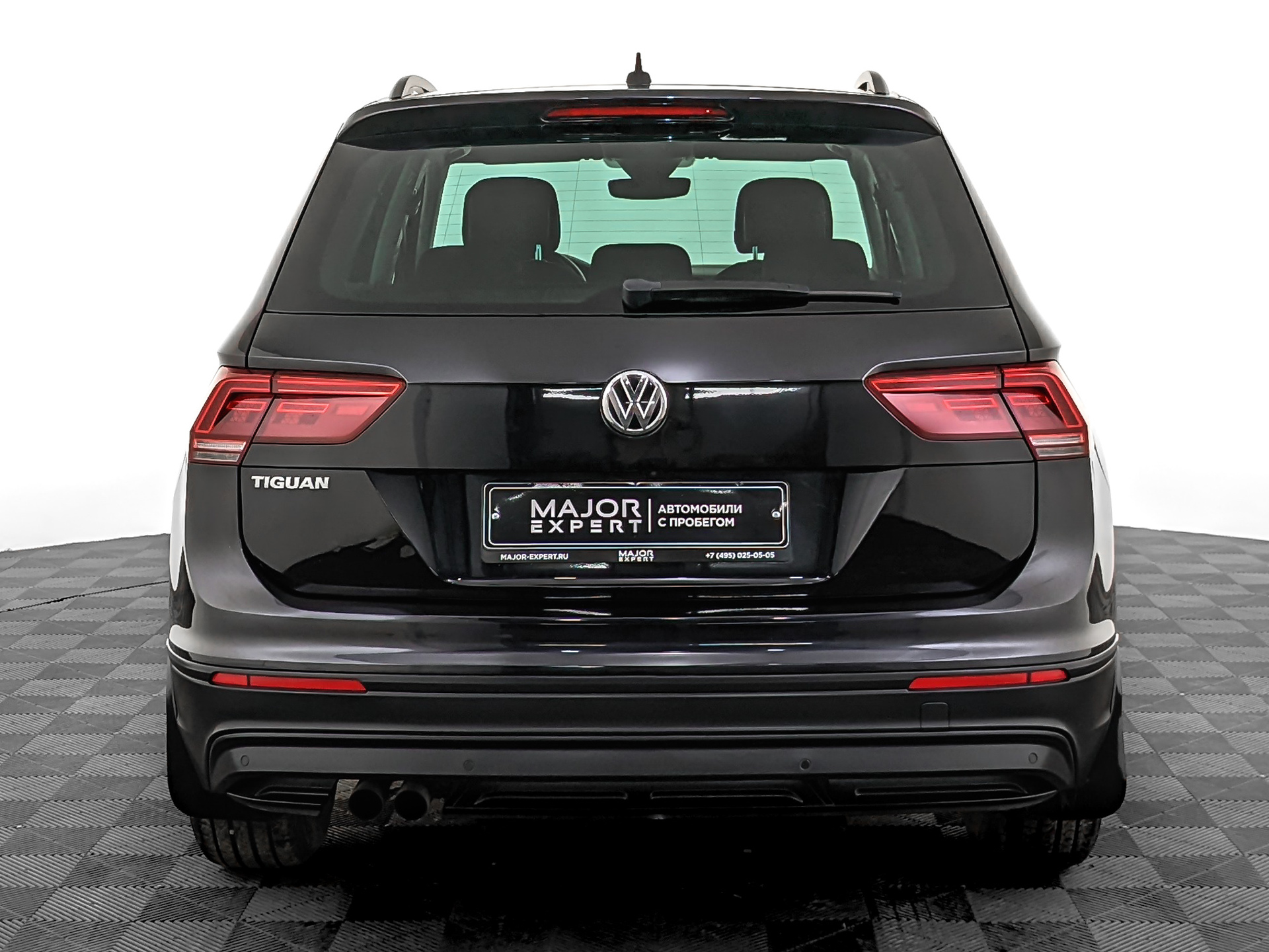 VOLKSWAGEN Tiguan 1.40 (150 л.с), автомат, 2019, пробег 181 317 км