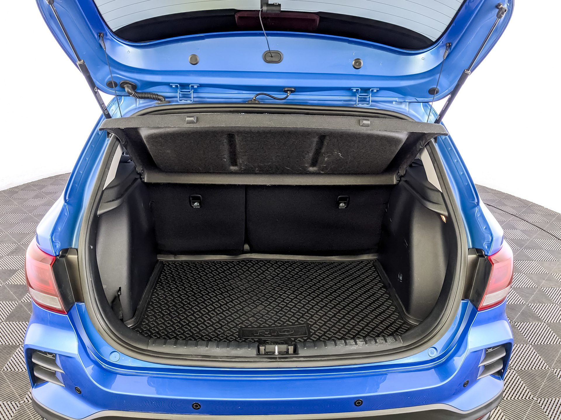 KIA Rio X 1.60 (123 л.с), автомат, 2021, пробег 27 861 км