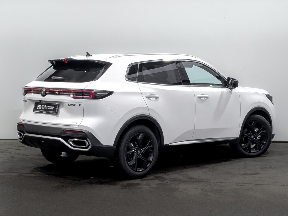 Фото Changan UNI-S 2026 с пробегом 6 877 км