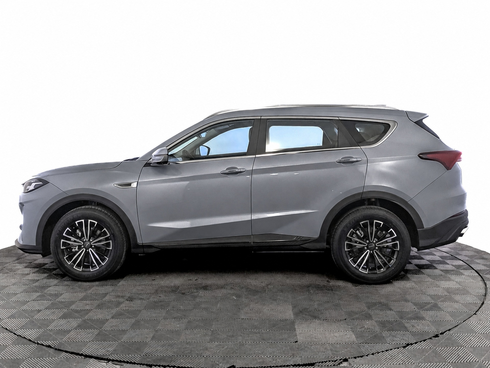Фото Jetour X70 Plus Комфорт (Comfort) 1.6T/190 7RT
