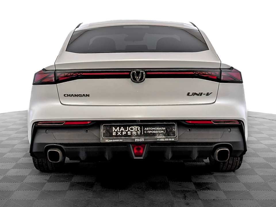 Фото Changan UNI-V с пробегом 49 815 км
