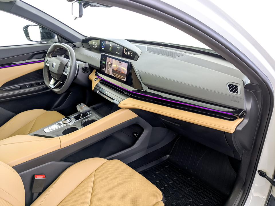 Фото Changan UNI-V с пробегом 49 815 км