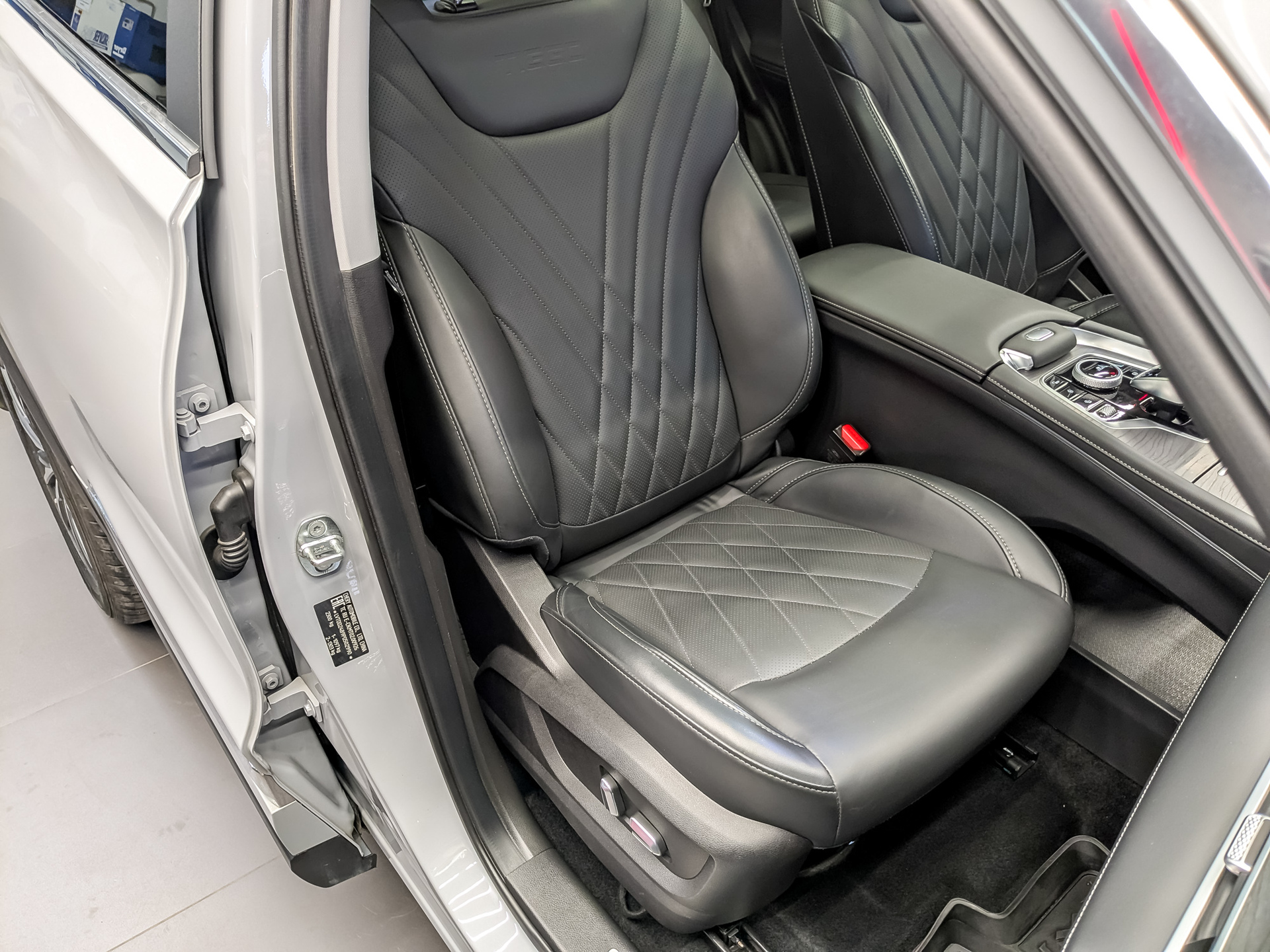 CHERY Tiggo 8 Pro 2.00 (197 л.с), автомат, 2023, пробег 37 273 км