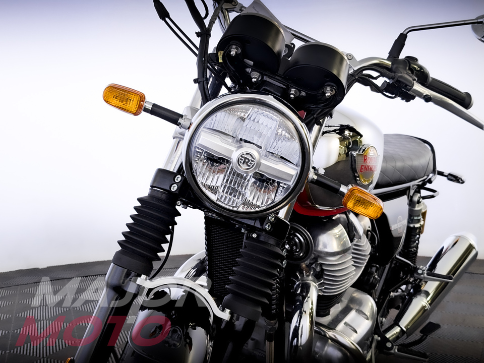 Royal Enfield Interceptor 650 - фото №12