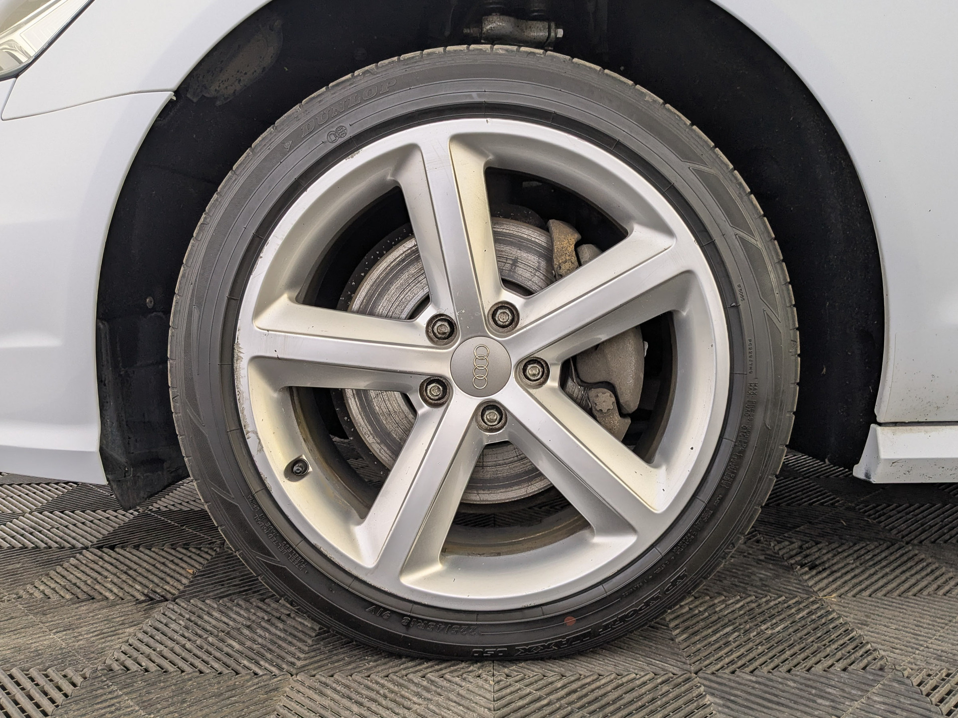 AUDI A6 1.80 (190 л.с), автомат, 2016, пробег 108 536 км