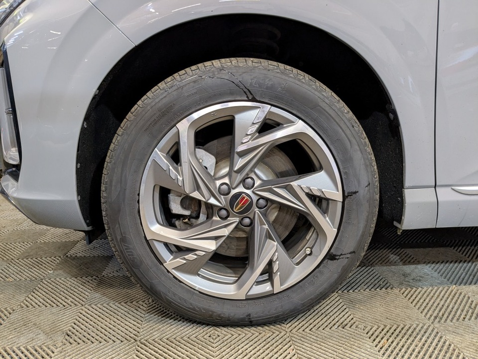 Фото Hongqi HS3 с пробегом 52315 км