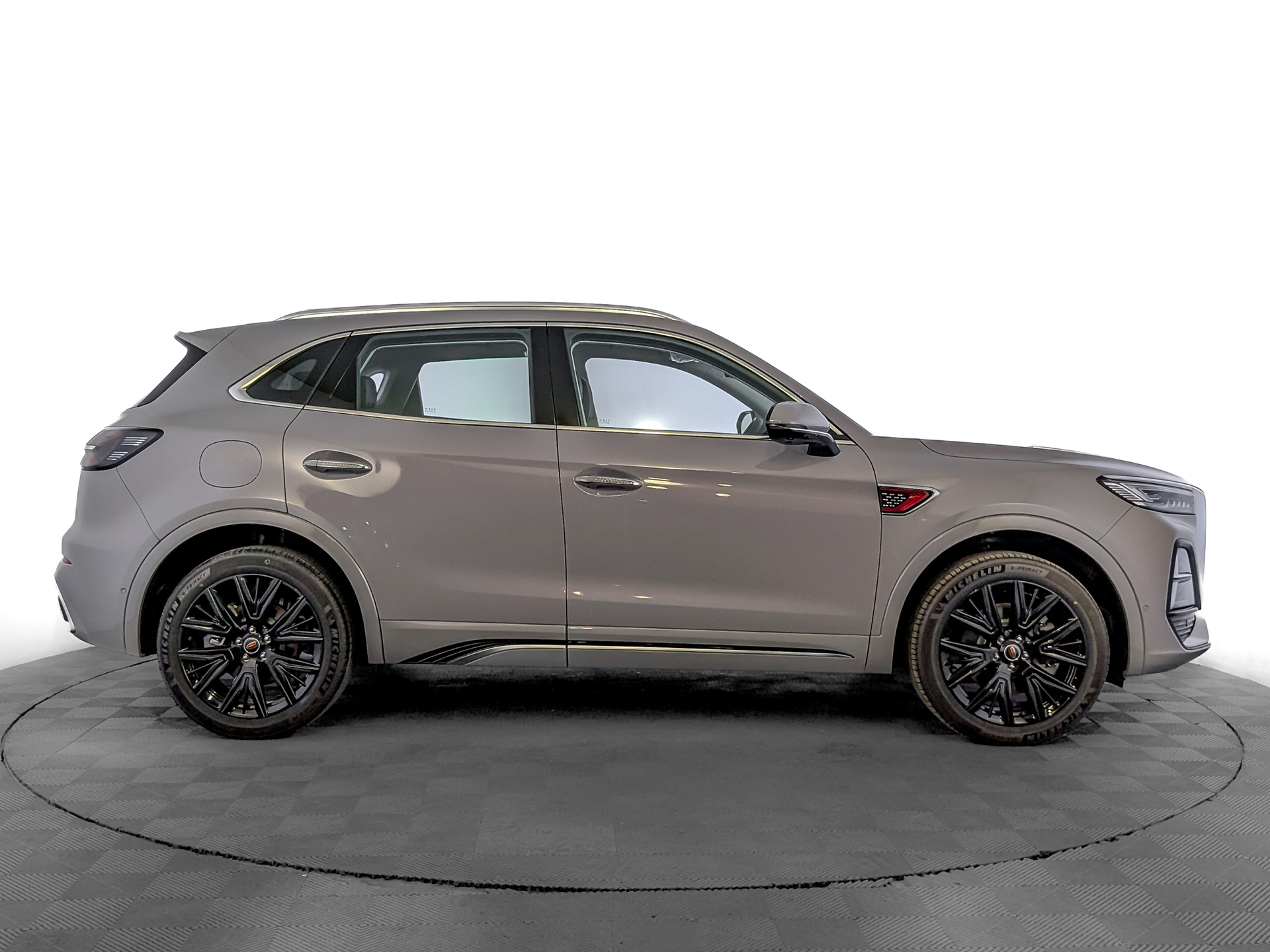 Фото Hongqi HS5 FL Deluxe  2.0T/245 8AT 4WD