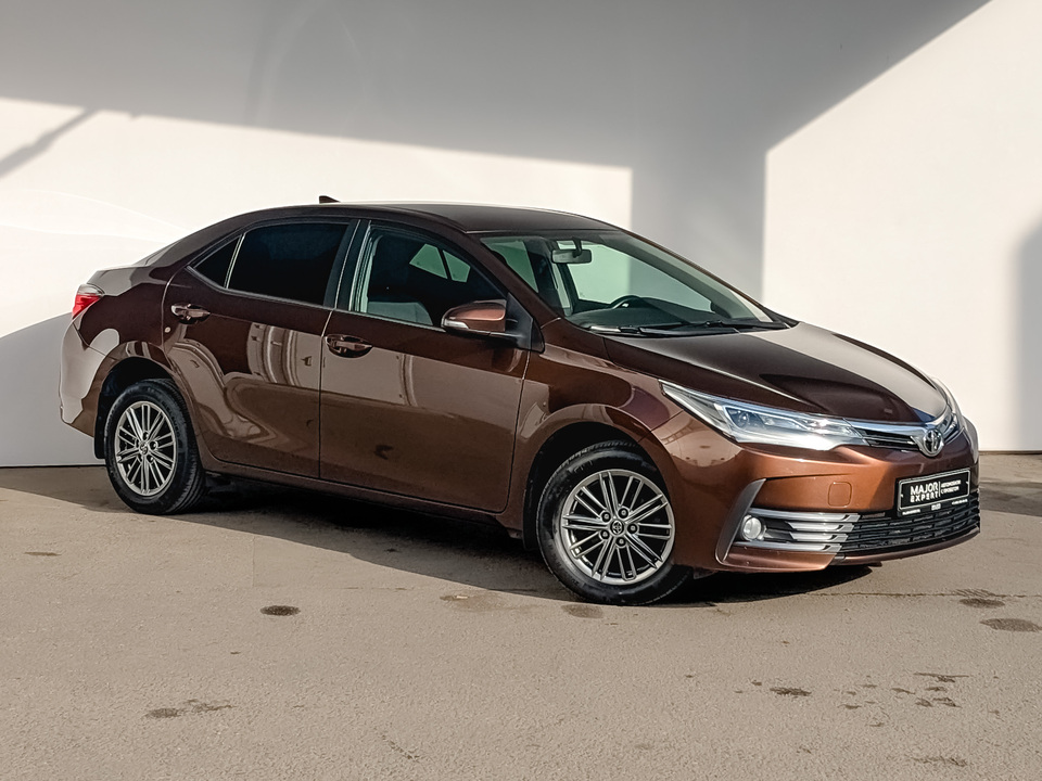 Toyota Corolla XI