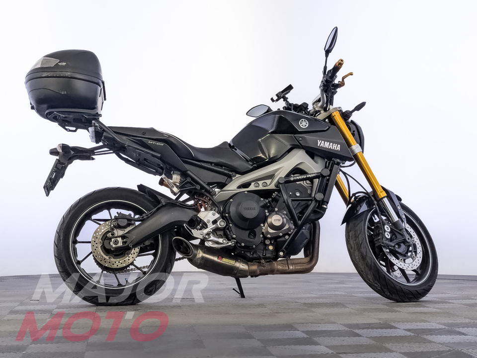Yamaha MT-09 - фото №1
