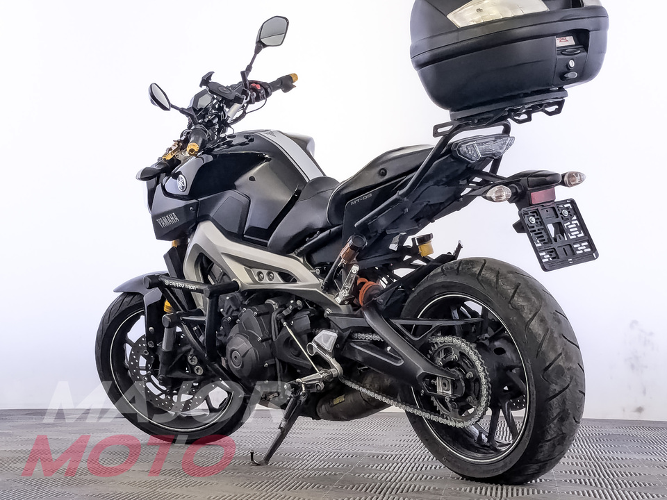 Yamaha MT-09 - фото №5