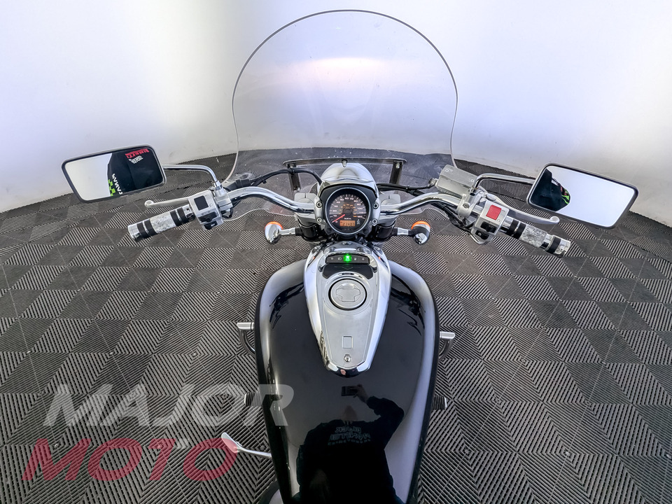 Suzuki Boulevard M50 - фото №11