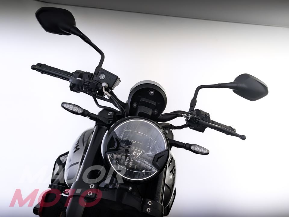 Triumph Trident 660 - фото №12