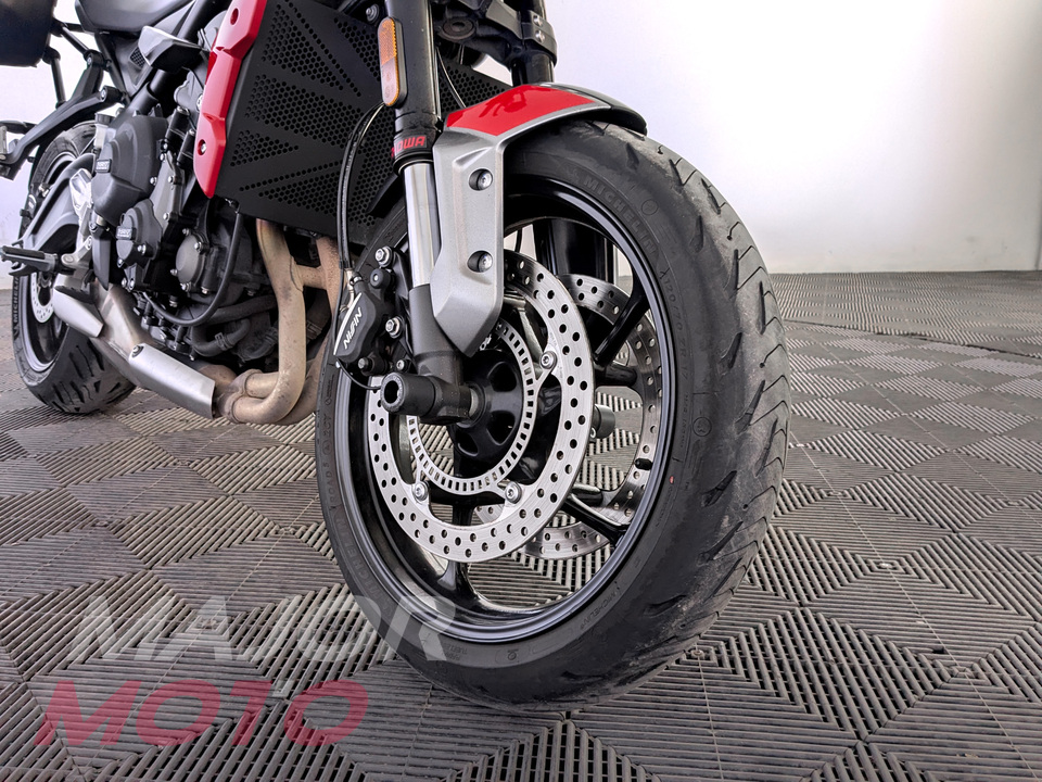 Triumph Trident 660 - фото №13