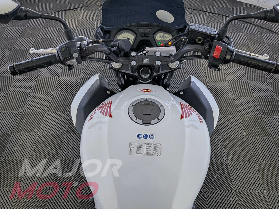 Honda CB 650F - фото №11