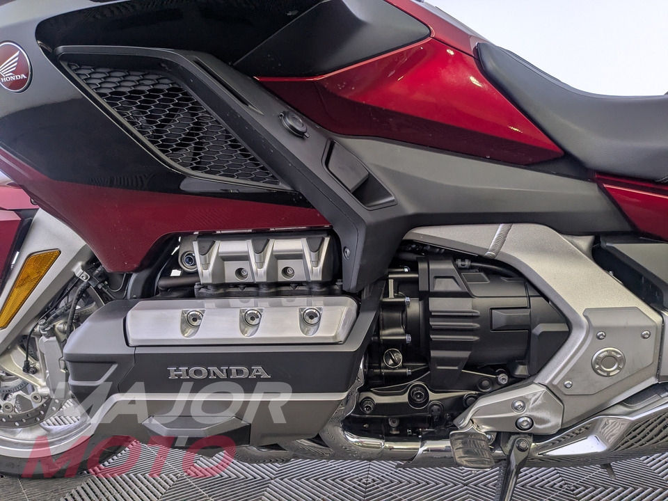 Honda GL  1800 - фото №9